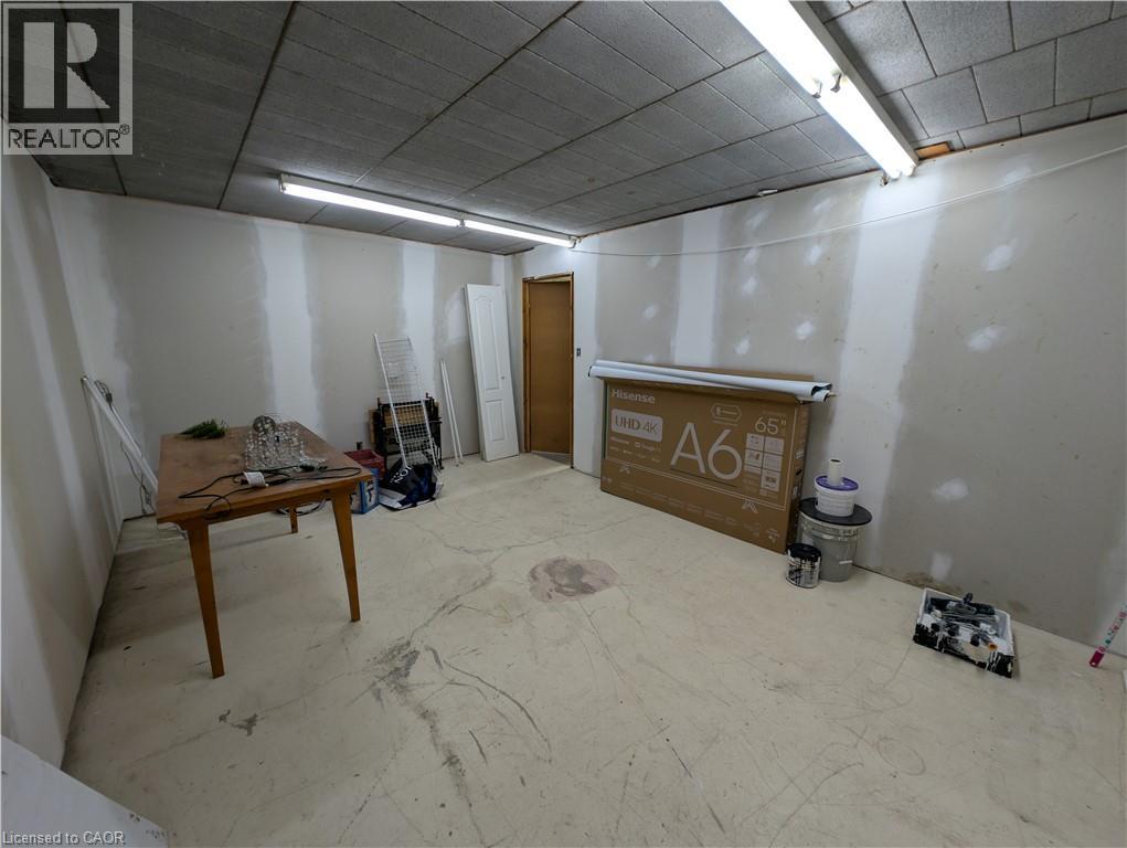 33 ELM Street Unit# 2, Grimsby, Ontario, L3M3G5 — Photo 21