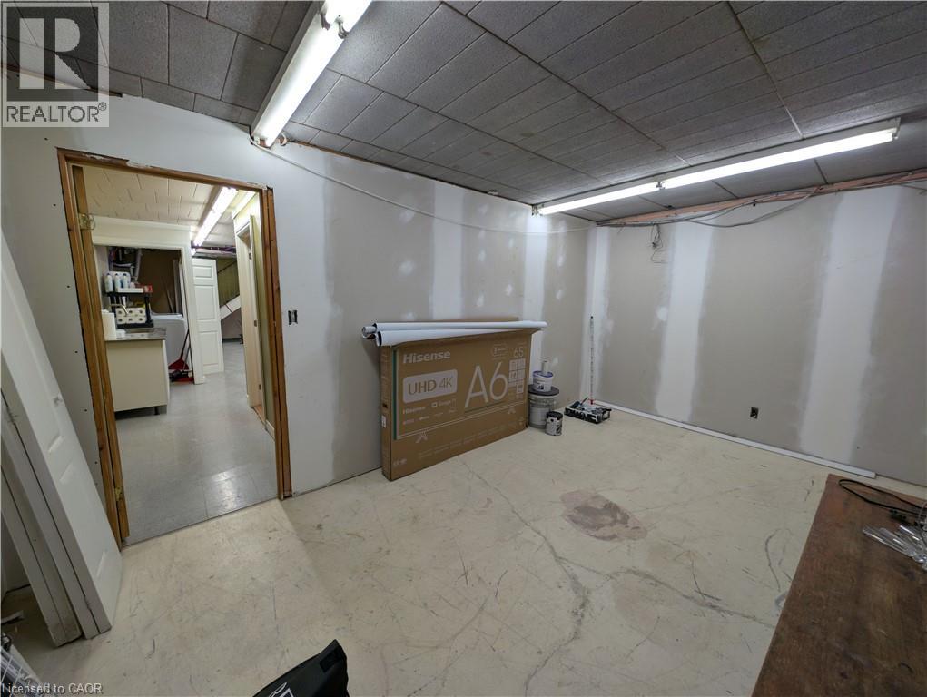 33 ELM Street Unit# 2, Grimsby, Ontario, L3M3G5 — Photo 22