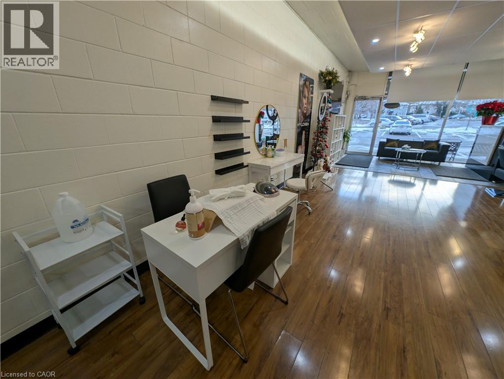 33 ELM Street Unit# 2, Grimsby, Ontario, L3M3G5 — Photo 8