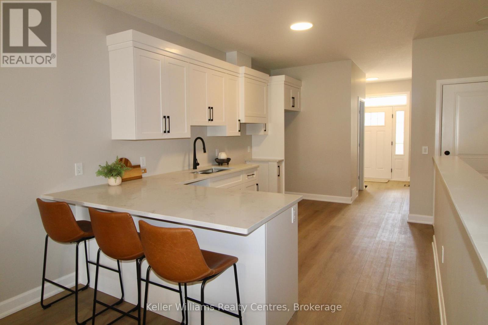 258 7TH STREET, Hanover, Ontario, N4N1G9 — Photo 5