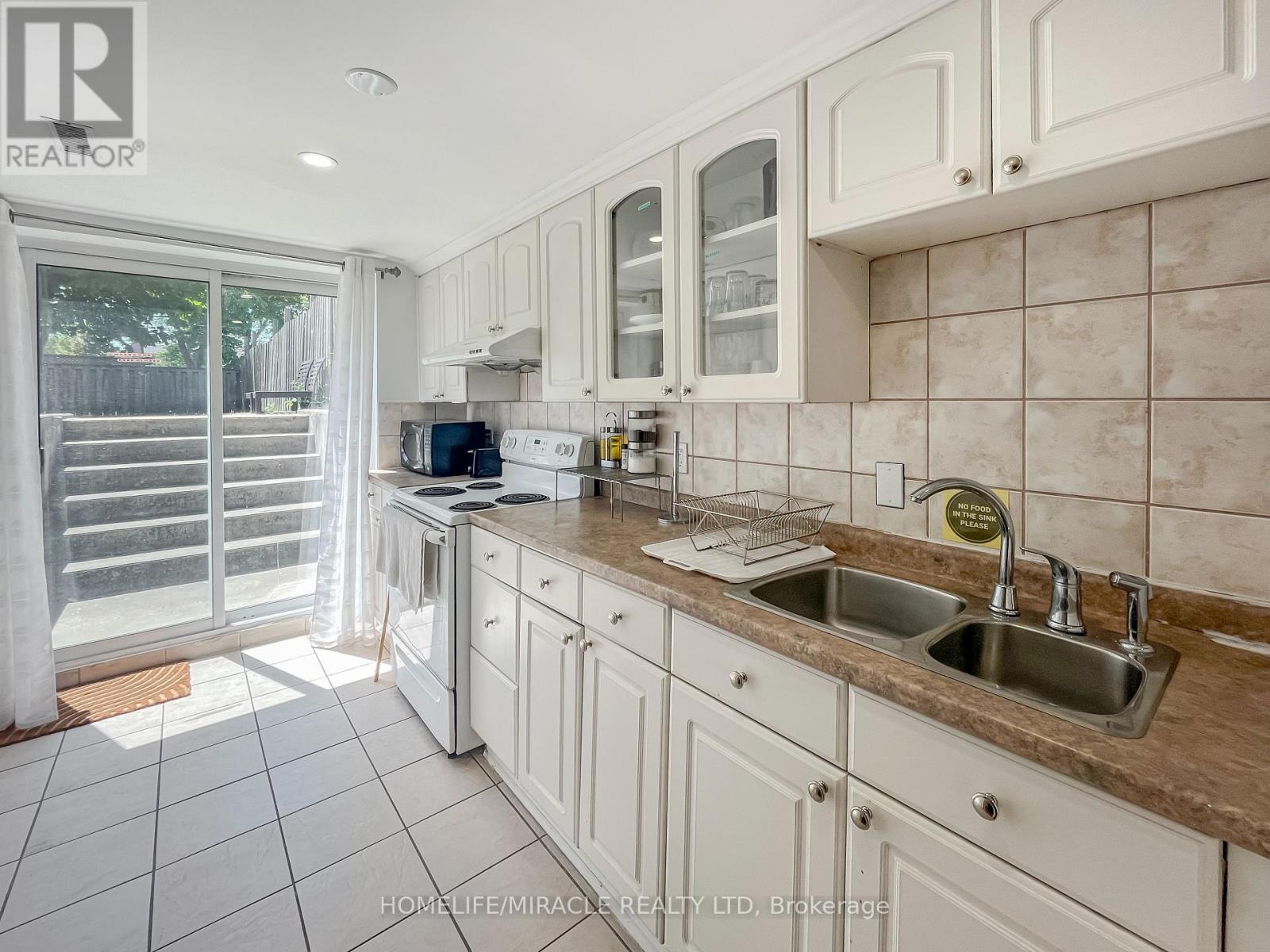 3485 OAKGLADE CRESCENT, Mississauga (Erindale), Ontario, L5C1X4 — Photo 25