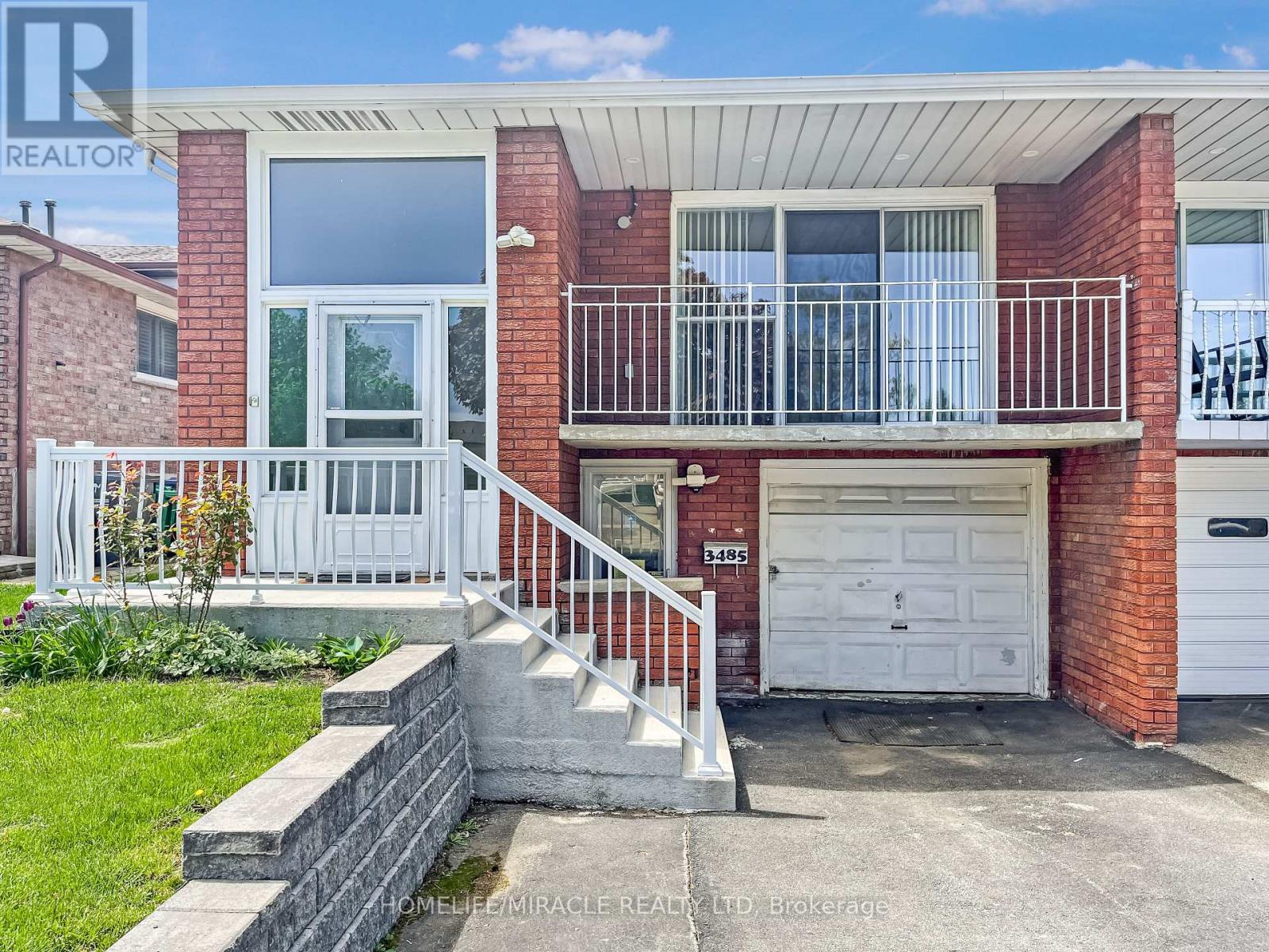 3485 OAKGLADE CRESCENT, Mississauga (Erindale), Ontario, L5C1X4 — Photo 3