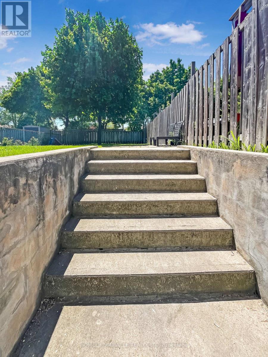 3485 OAKGLADE CRESCENT, Mississauga (Erindale), Ontario, L5C1X4 — Photo 32