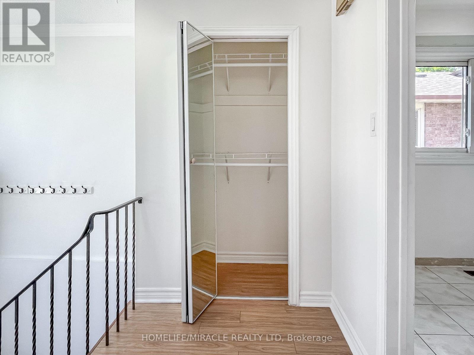 3485 OAKGLADE CRESCENT, Mississauga (Erindale), Ontario, L5C1X4 — Photo 6