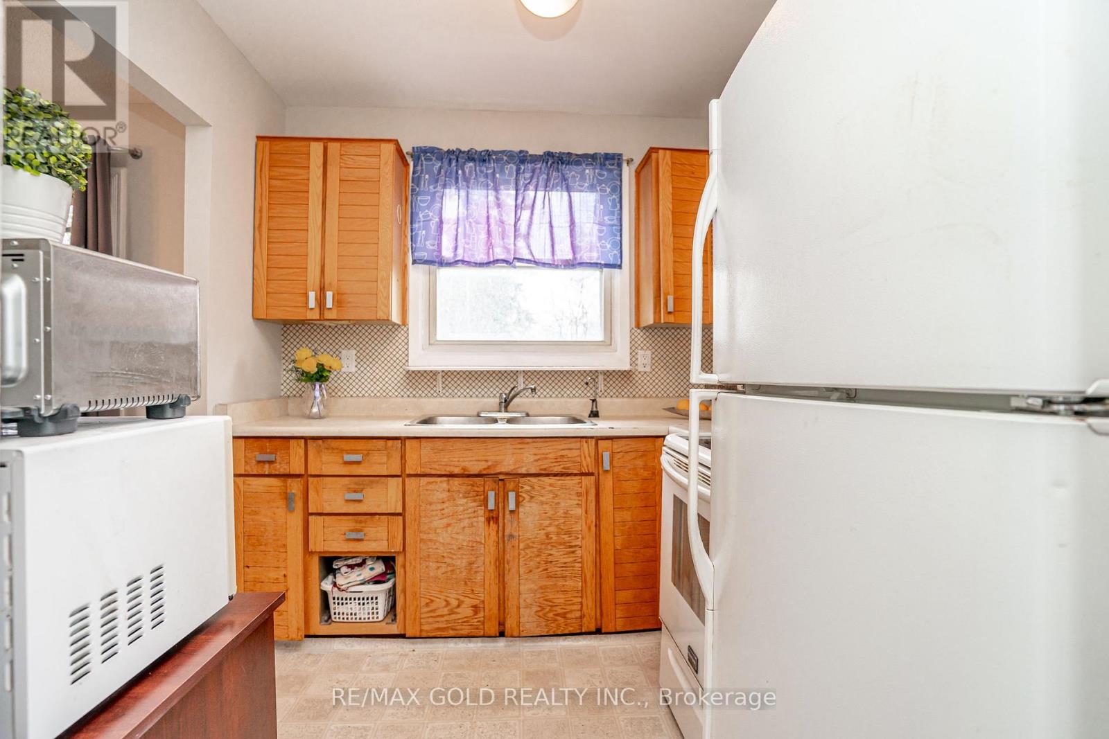 9 MORDON COURT, Brampton (Madoc), Ontario, L6V2B5 — Photo 11