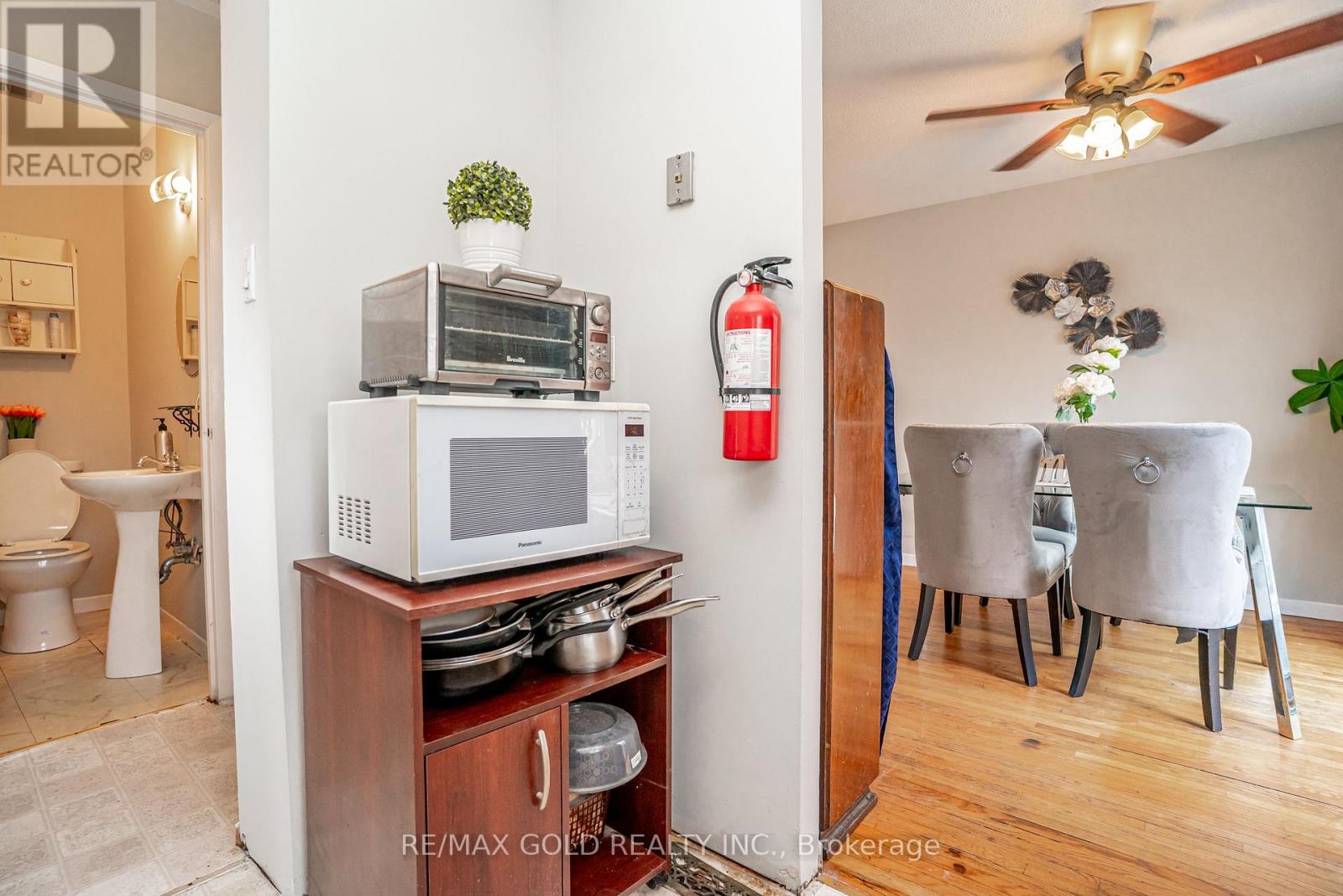 9 MORDON COURT, Brampton (Madoc), Ontario, L6V2B5 — Photo 13