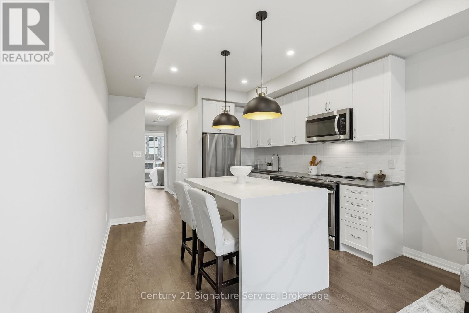 2 - 1238 CAWTHRA ROAD, Mississauga (Mineola), Ontario, L5G0B6 — Photo 8