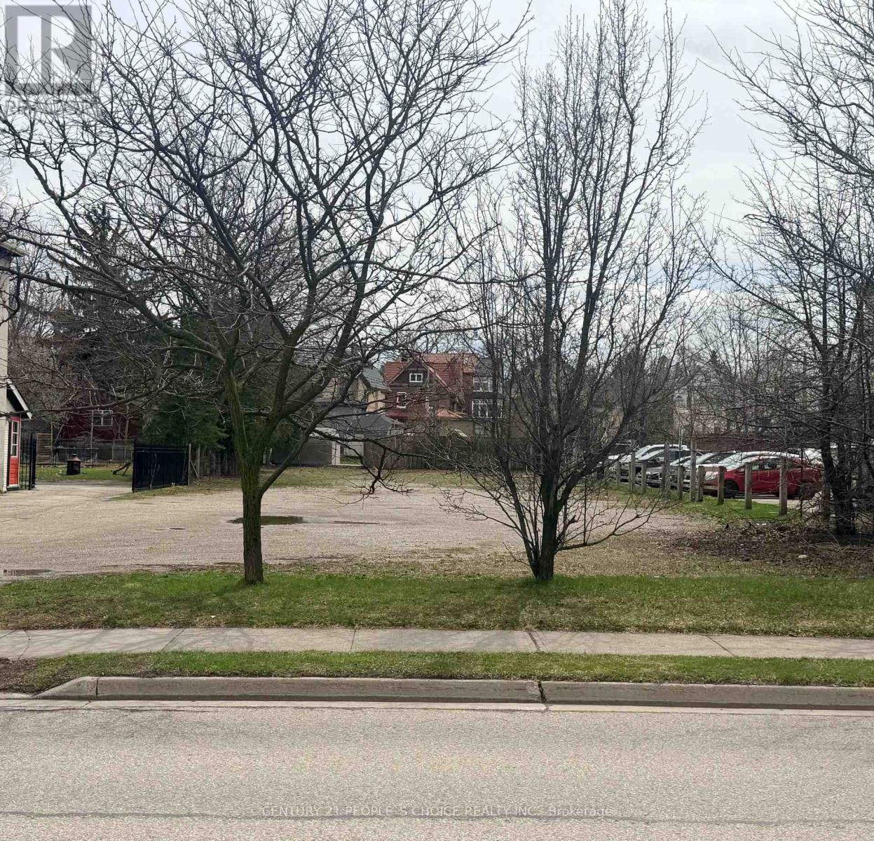 237 FREDERICK STREET, Kitchener, Ontario, N2H2M7 — Photo 4