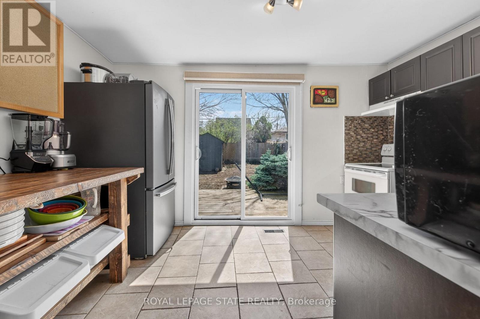 30 CAMBRIDGE AVENUE, Hamilton (Crown Point), Ontario, L8H1T5 — Photo 16