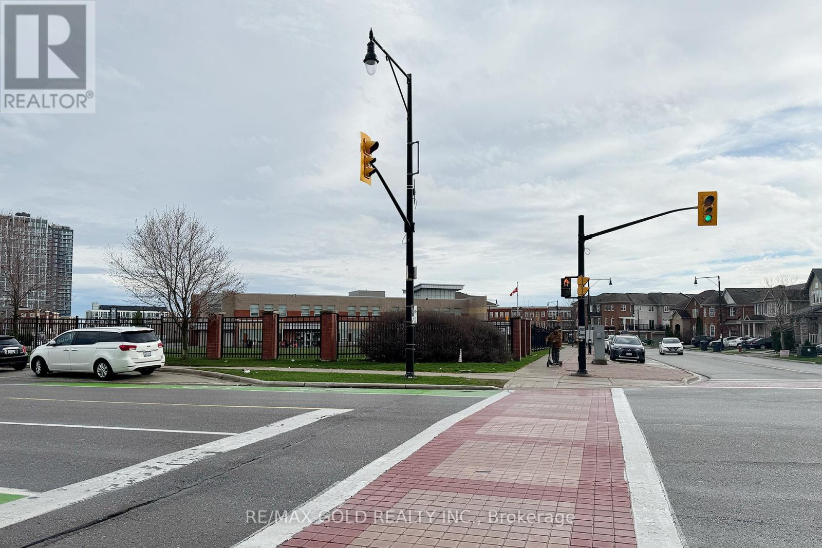 27 DULVERTON DRIVE, Brampton (Northwest Brampton), Ontario, L7A0P3 — Photo 20