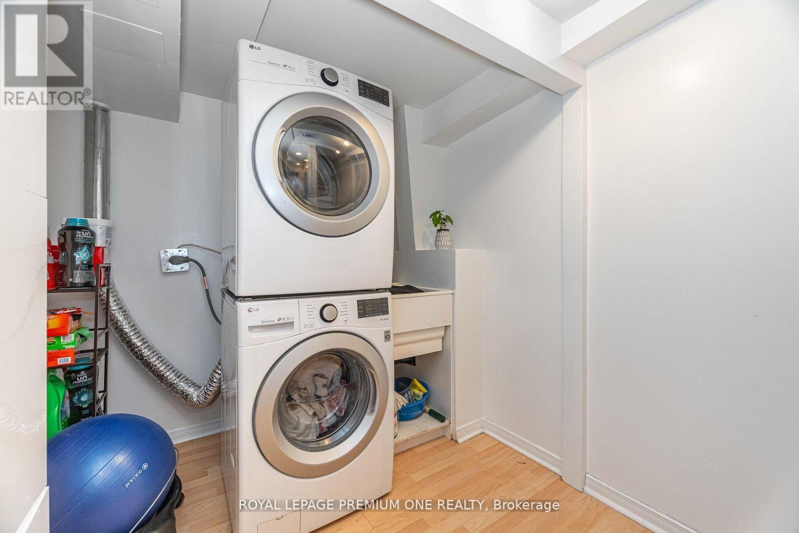 47 TRIPLE CROWN AVENUE, Toronto (West Humber-Clairville), Ontario, M9W7E5 — Photo 35