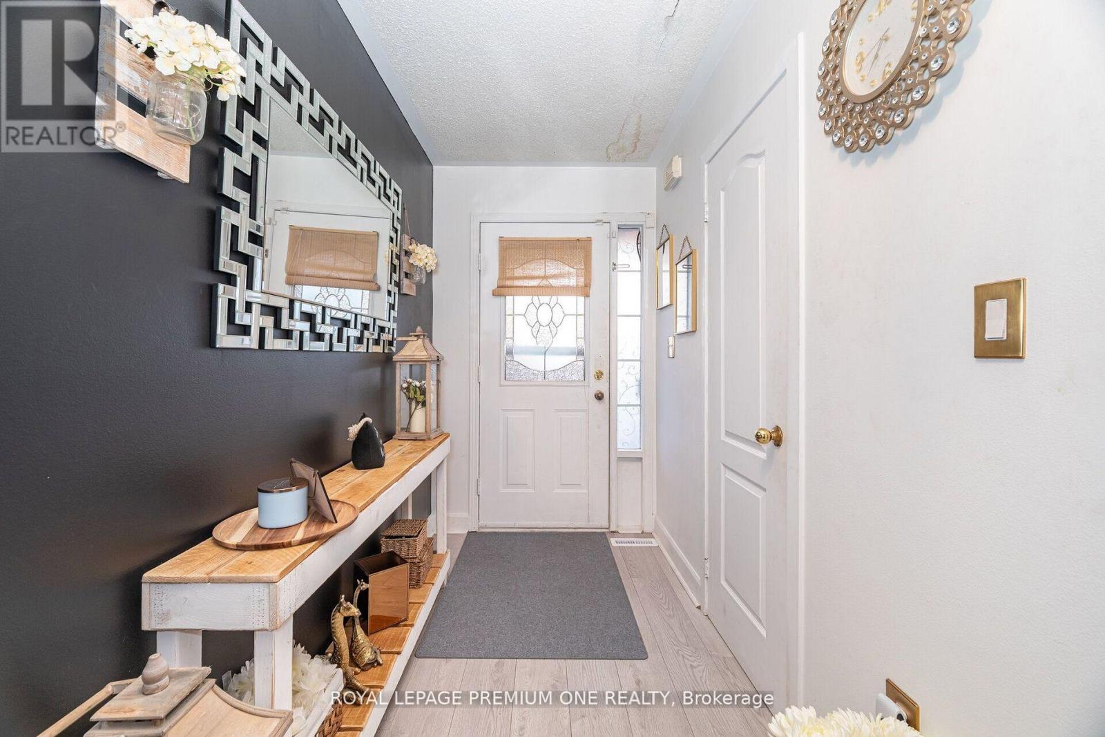 47 TRIPLE CROWN AVENUE, Toronto (West Humber-Clairville), Ontario, M9W7E5 — Photo 5