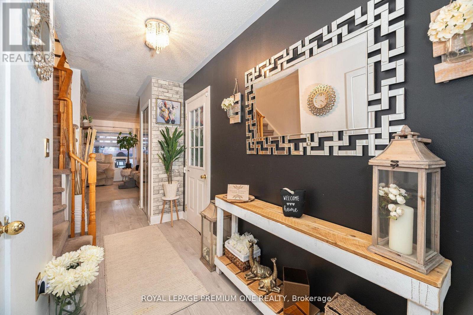 47 TRIPLE CROWN AVENUE, Toronto (West Humber-Clairville), Ontario, M9W7E5 — Photo 6