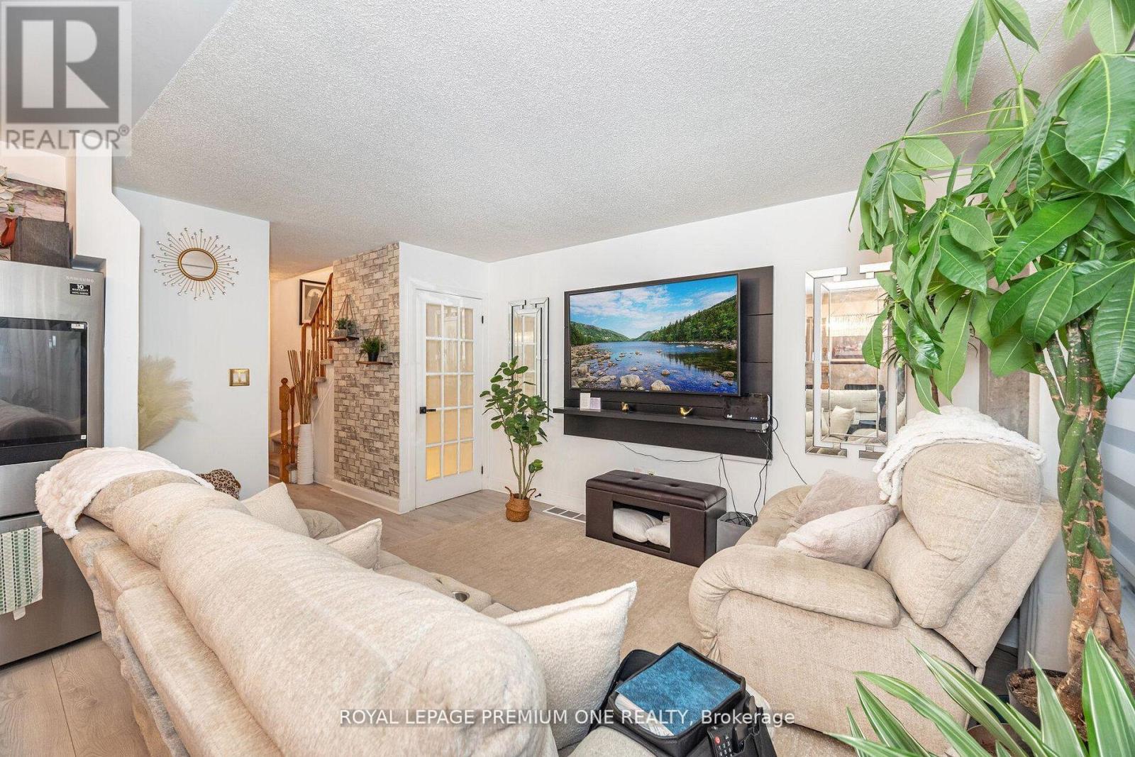 47 TRIPLE CROWN AVENUE, Toronto (West Humber-Clairville), Ontario, M9W7E5 — Photo 8