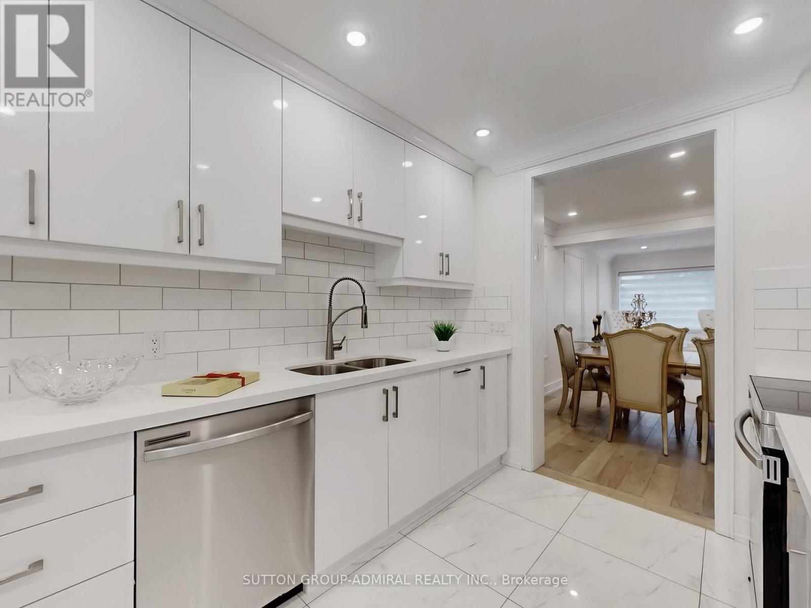 2 - 296 TORRESDALE AVENUE, Toronto (Westminster-Branson), Ontario, M2R3N3 — Photo 10