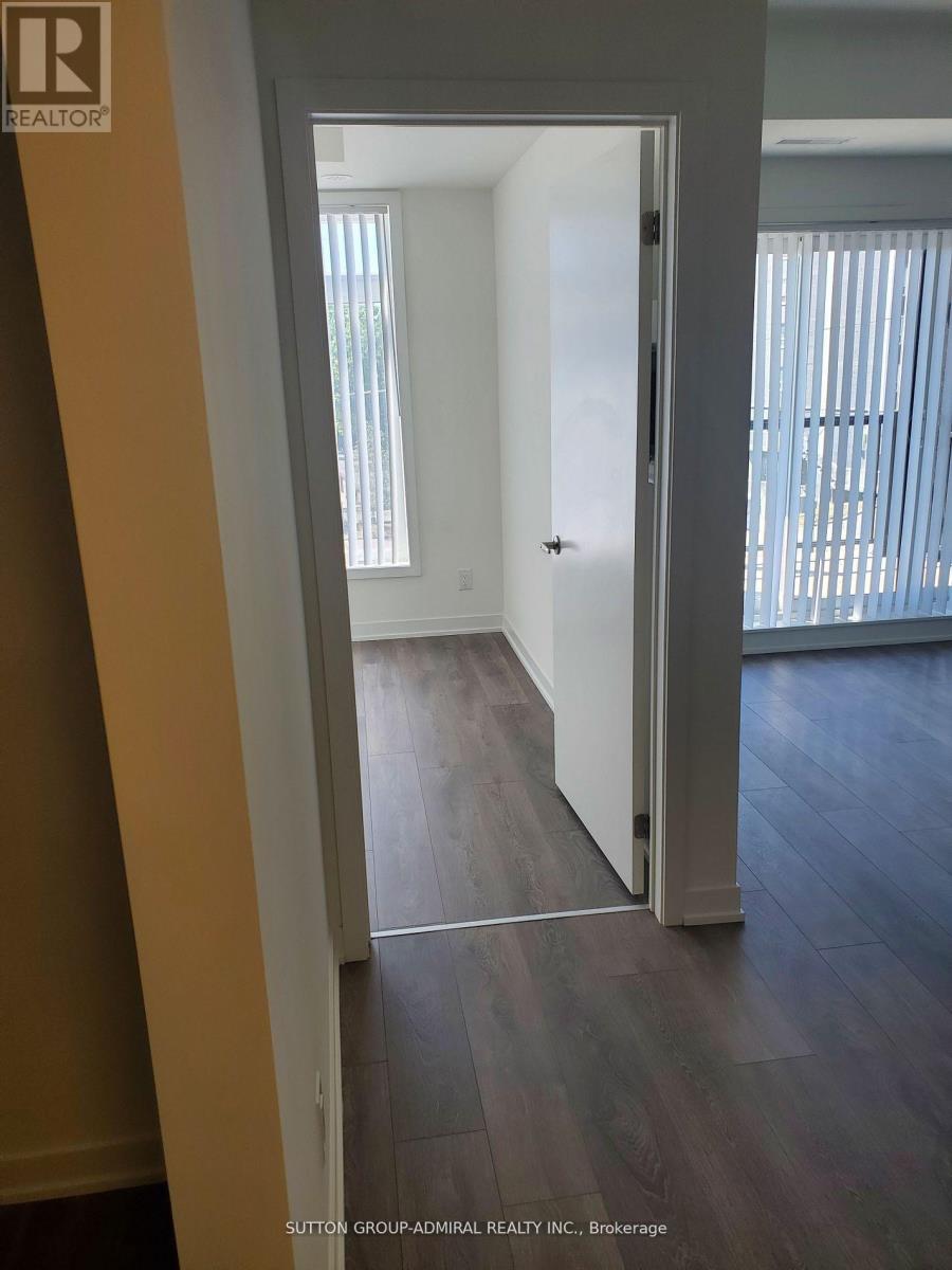 A406 - 160 CANON JACKSON DRIVE, Toronto (Beechborough-Greenbrook), Ontario, M6M0B6 — Photo 4