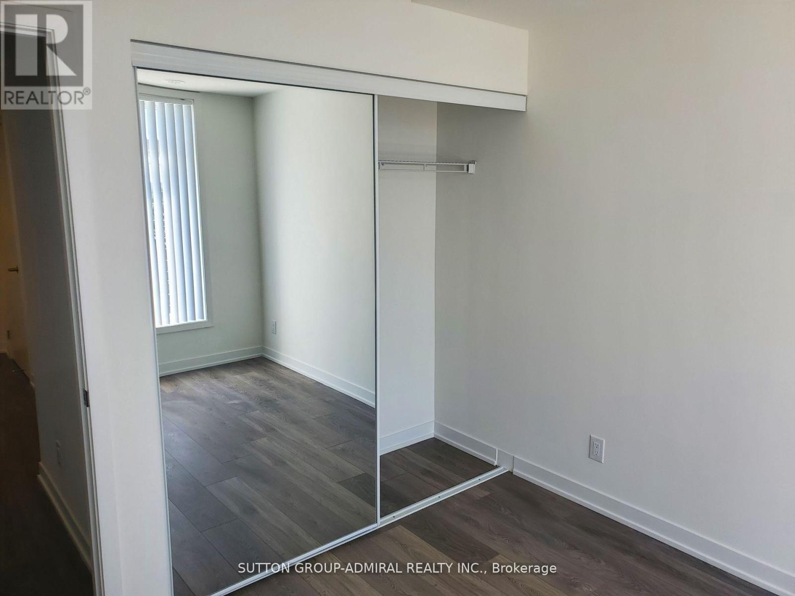 A406 - 160 CANON JACKSON DRIVE, Toronto (Beechborough-Greenbrook), Ontario, M6M0B6 — Photo 6
