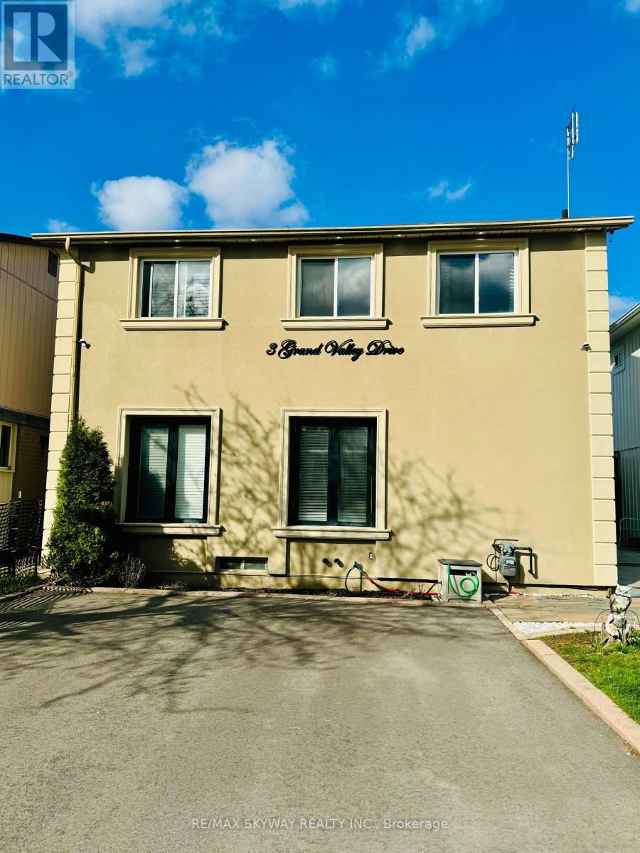 3 GRAND VALLEY DRIVE, Brampton (Northgate), Ontario, L6S2L1 — Photo 2