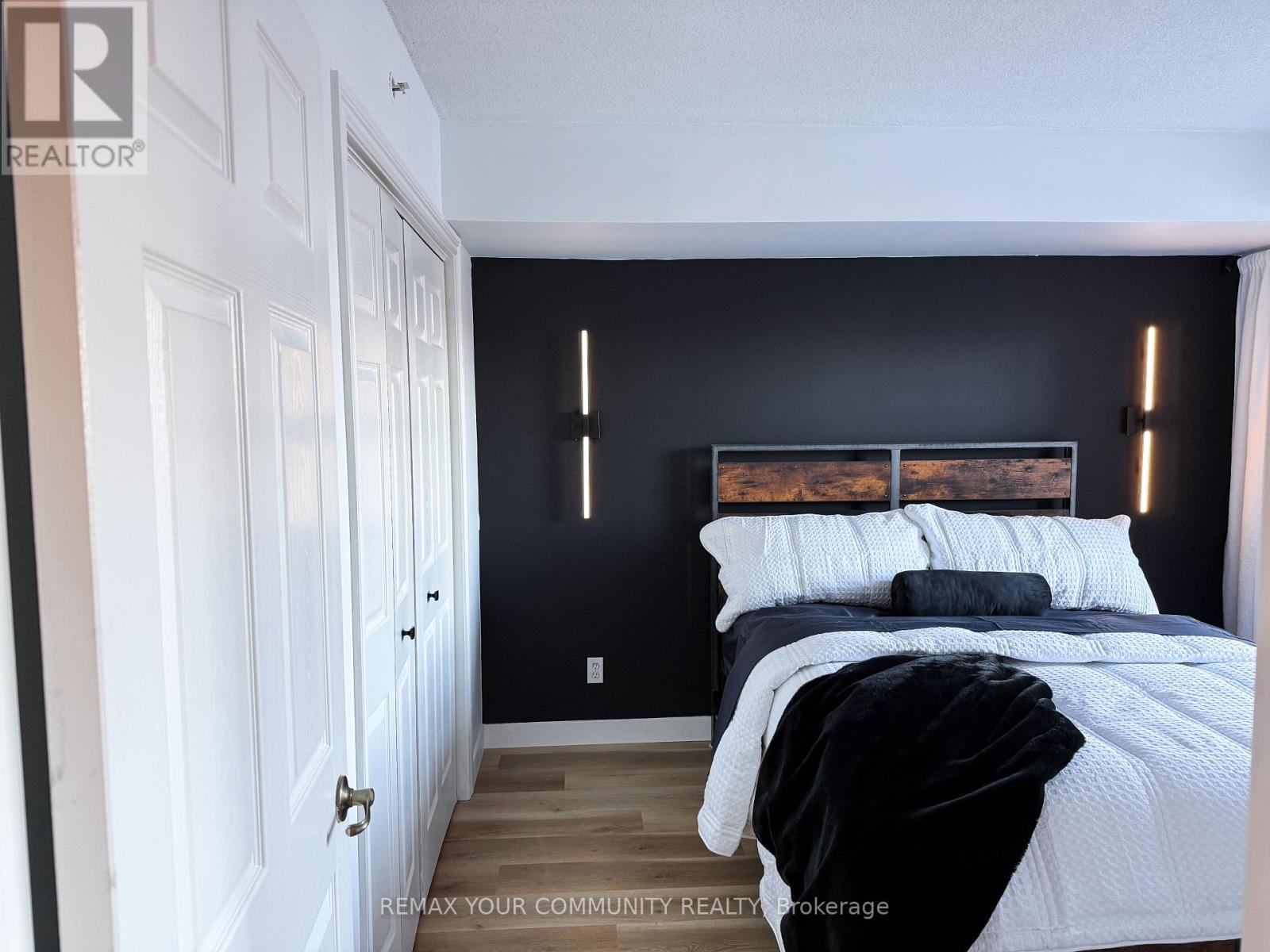 210 - 1800 WALKER'S LINE, Burlington (Palmer), Ontario, L7M4V2 — Photo 10