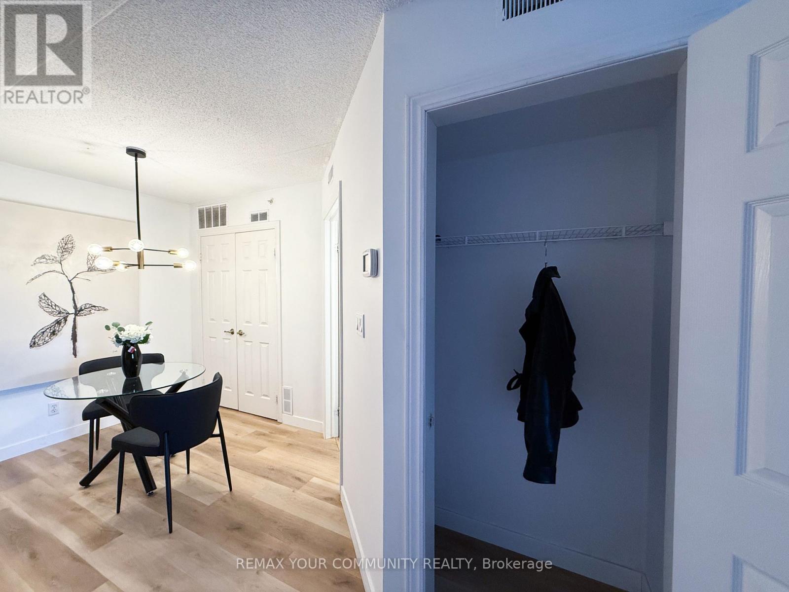 210 - 1800 WALKER'S LINE, Burlington (Palmer), Ontario, L7M4V2 — Photo 13