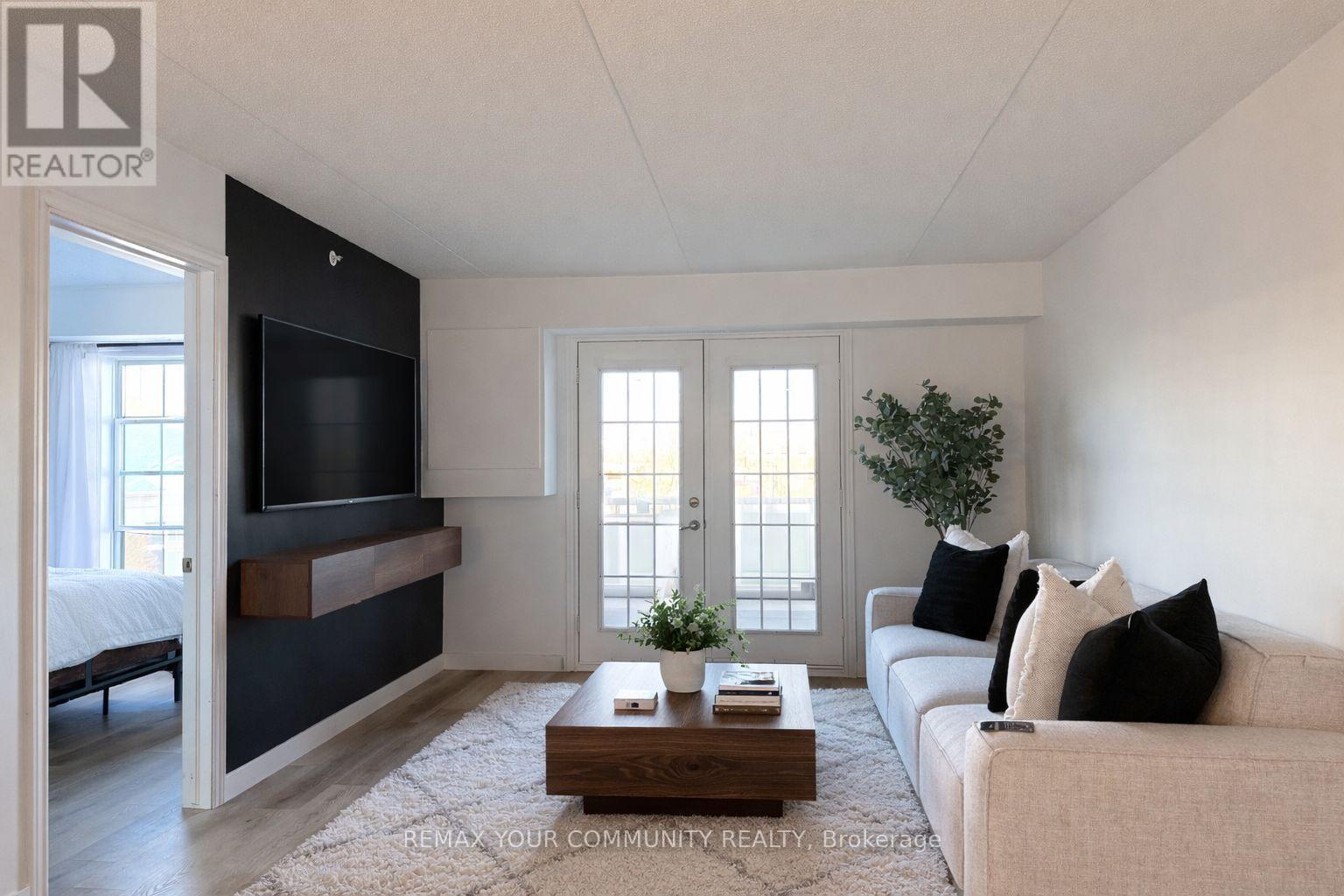 210 - 1800 WALKER'S LINE, Burlington (Palmer), Ontario, L7M4V2 — Photo 7