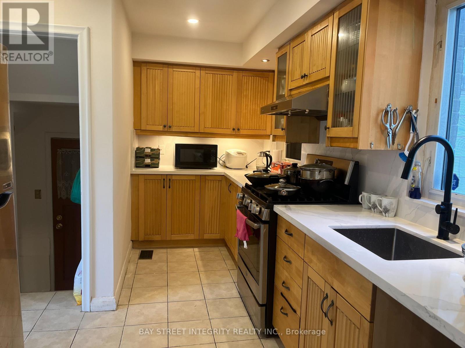 26 MORPETH ROAD, Brampton (Brampton East), Ontario, L6W2Z2 — Photo 5