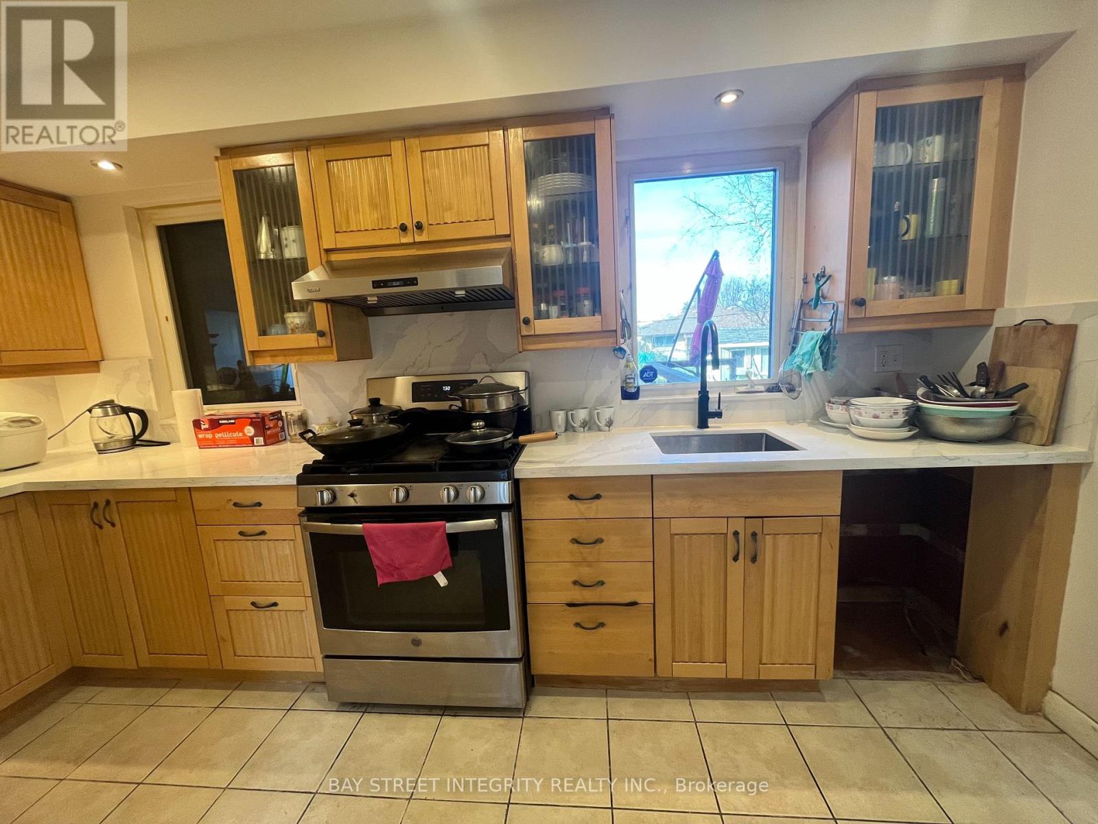 26 MORPETH ROAD, Brampton (Brampton East), Ontario, L6W2Z2 — Photo 6