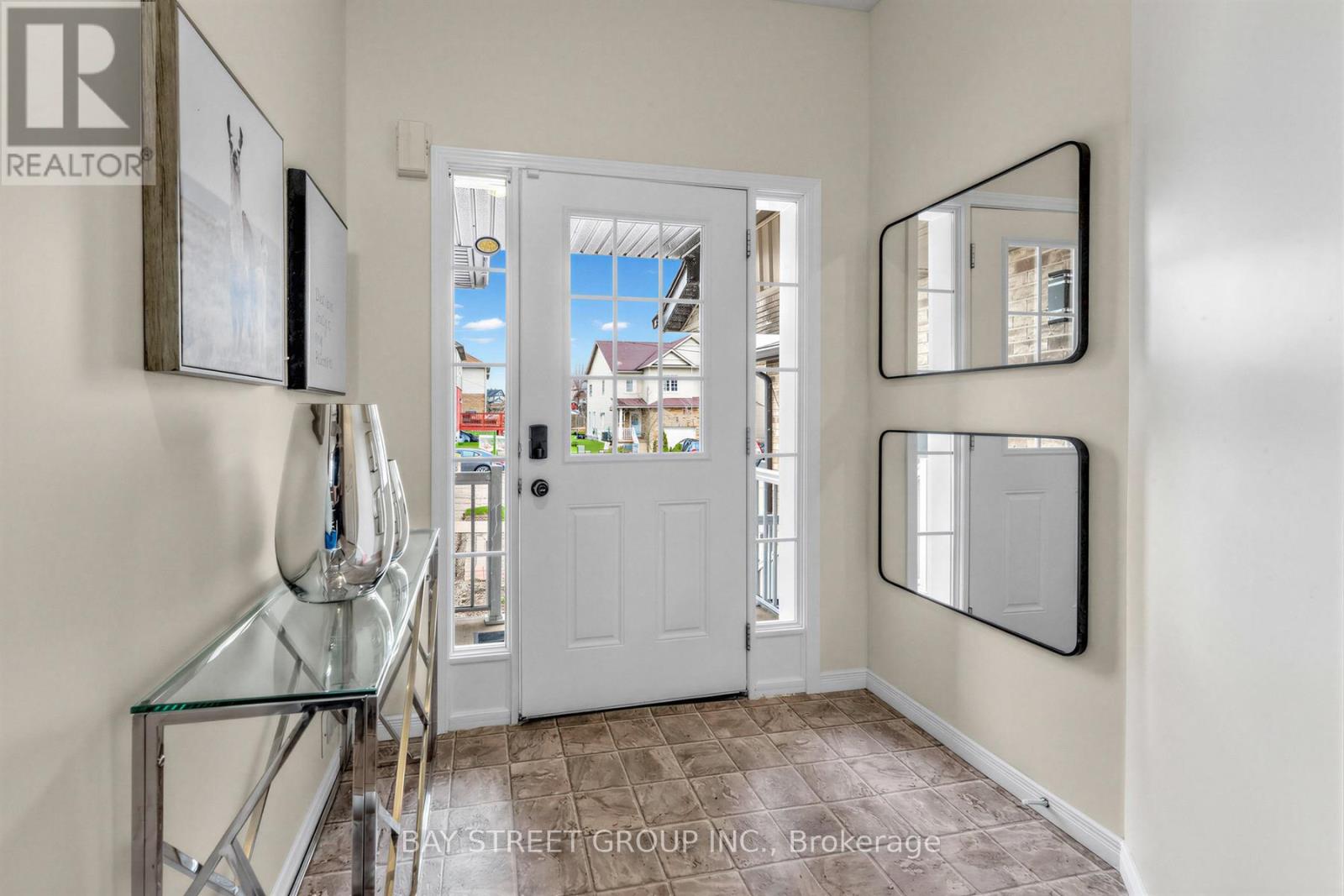 1383 COUNTRYSTONE DRIVE, Kitchener, Ontario, N2T2Z6 — Photo 4