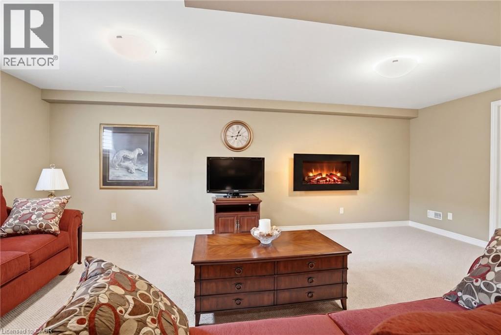 215 VANSICKLE Road Unit# 8, St. Catharines, Ontario, L2S0E3 — Photo 25