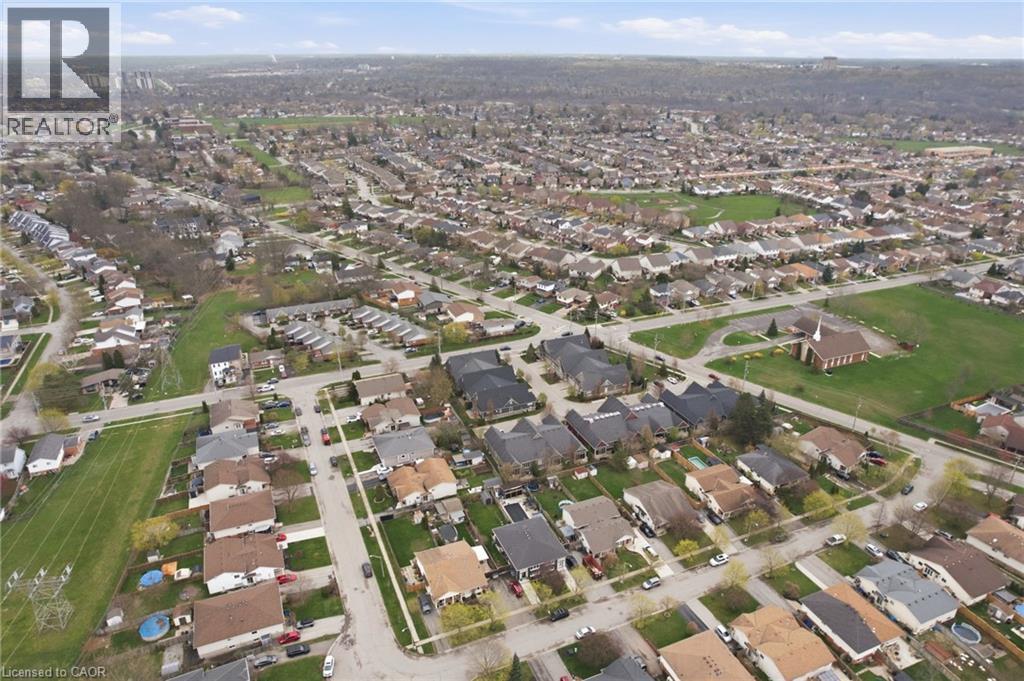 215 VANSICKLE Road Unit# 8, St. Catharines, Ontario, L2S0E3 — Photo 36
