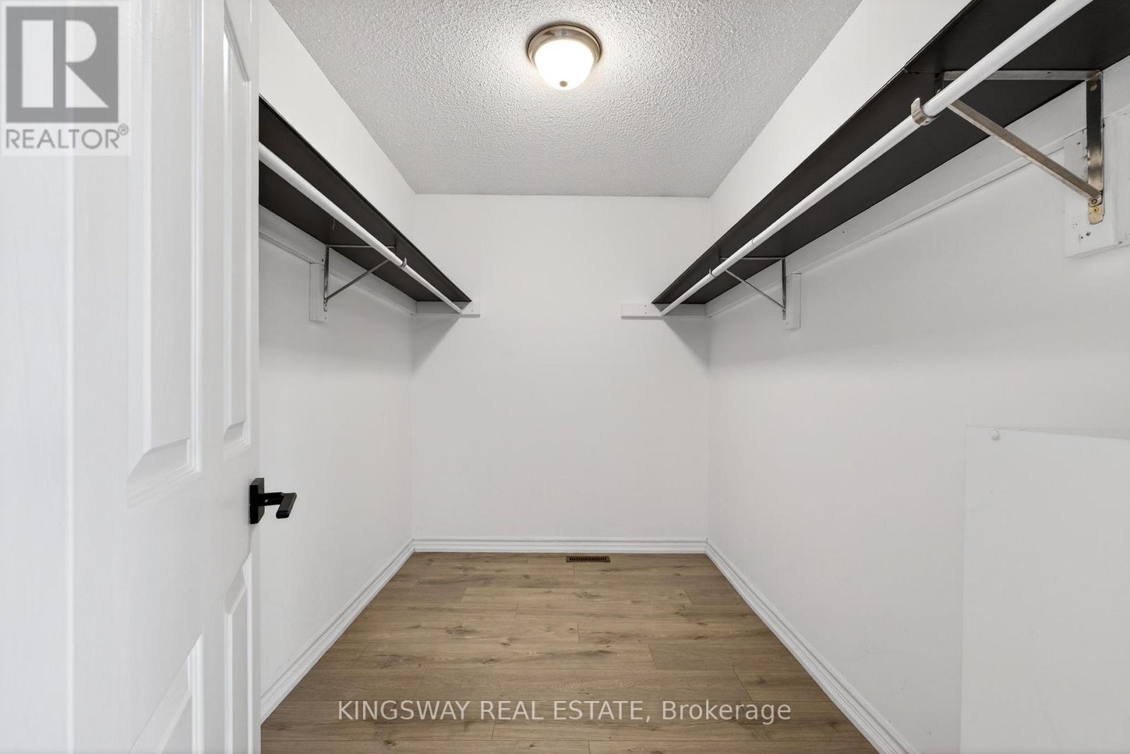 325 SALISBURY LANE, Newmarket (Bristol-London), Ontario, L3Y8A6 — Photo 20