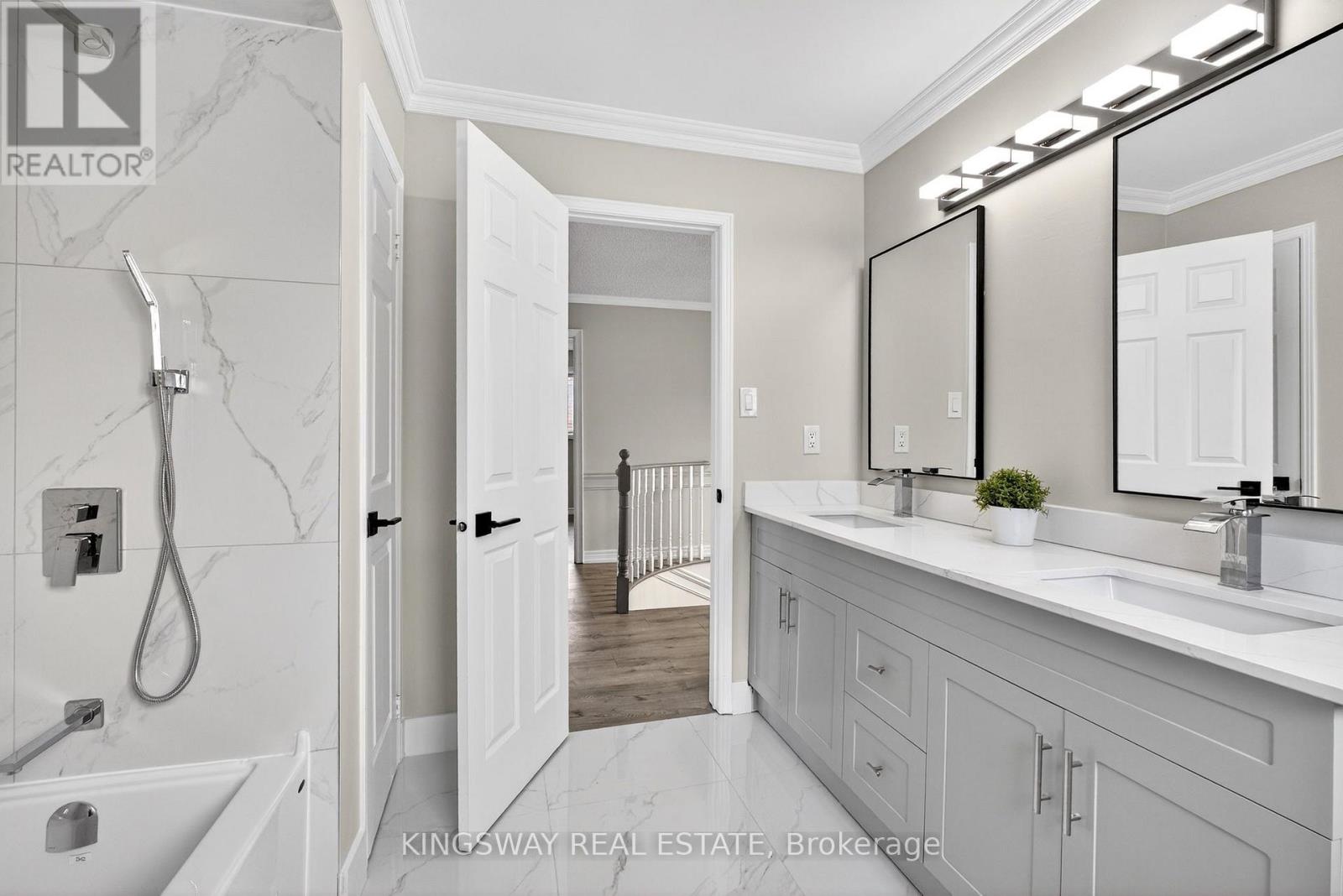 325 SALISBURY LANE, Newmarket (Bristol-London), Ontario, L3Y8A6 — Photo 29