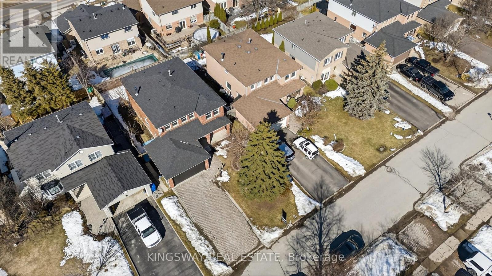 325 SALISBURY LANE, Newmarket (Bristol-London), Ontario, L3Y8A6 — Photo 40