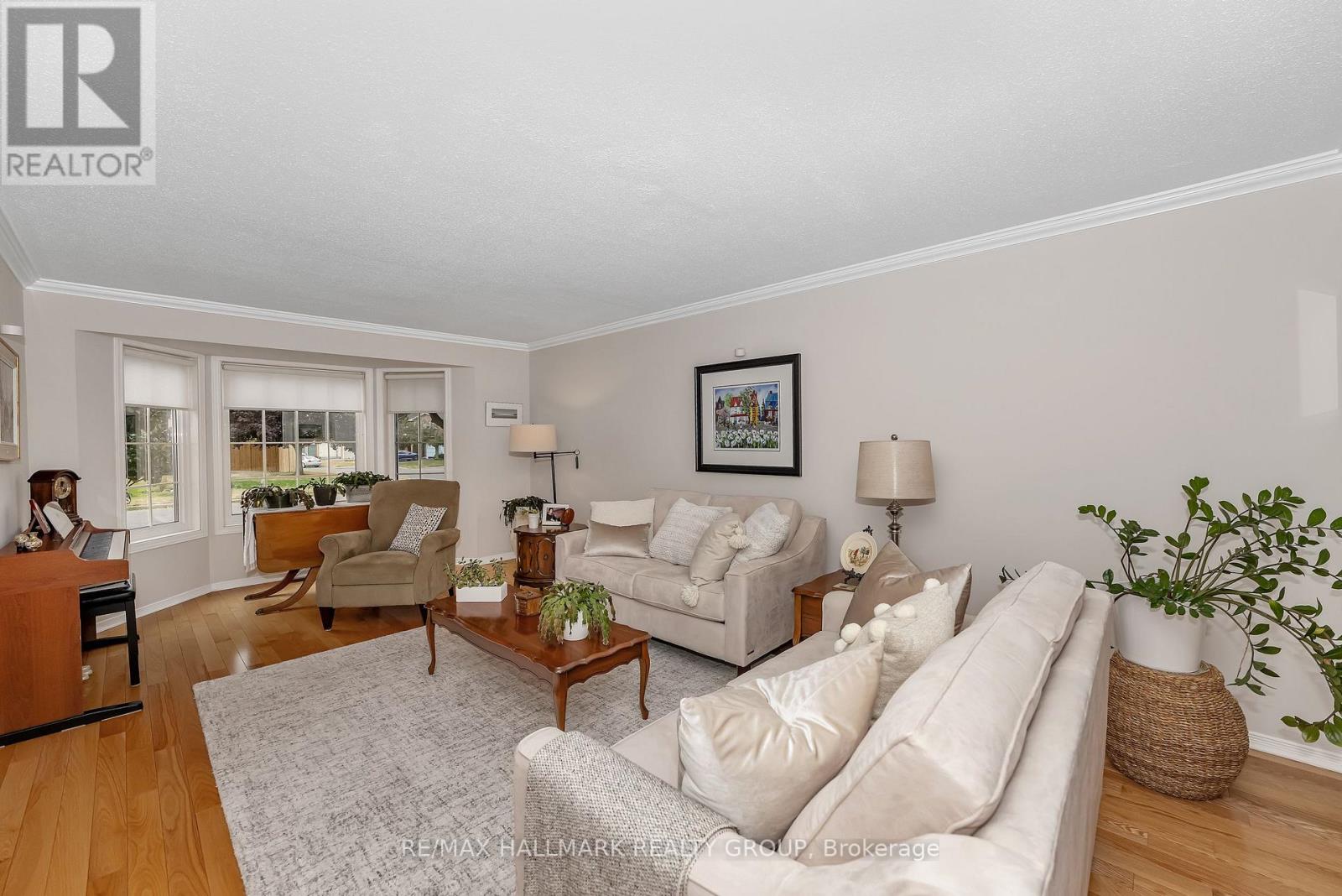1850 THORNECREST STREET, Ottawa, Ontario, K1C6K8 — Photo 6