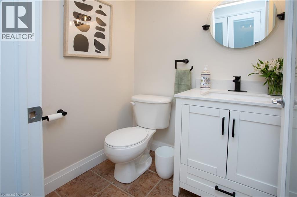 103 GLAZEBROOK Crescent, Cambridge, Ontario, N1T2H8 — Photo 13