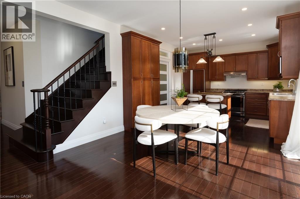 103 GLAZEBROOK Crescent, Cambridge, Ontario, N1T2H8 — Photo 8