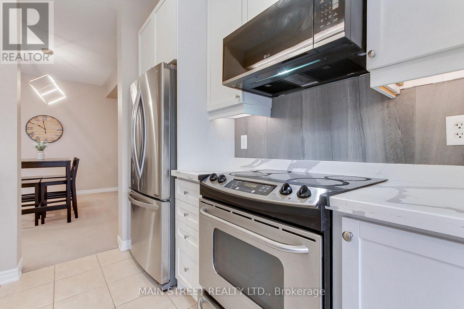 42 COURTLAND CRESCENT, Newmarket (Woodland Hill), Ontario, L9N0A9 — Photo 10