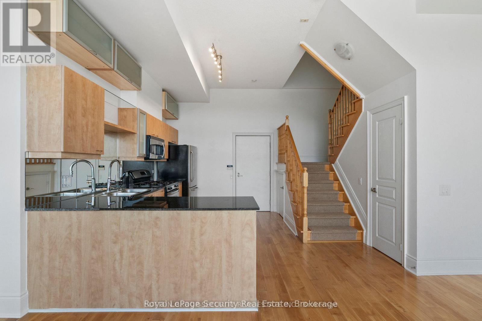 511 - 437 RONCESVALLES AVENUE, Toronto (Roncesvalles), Ontario, M6R3B9 — Photo 9