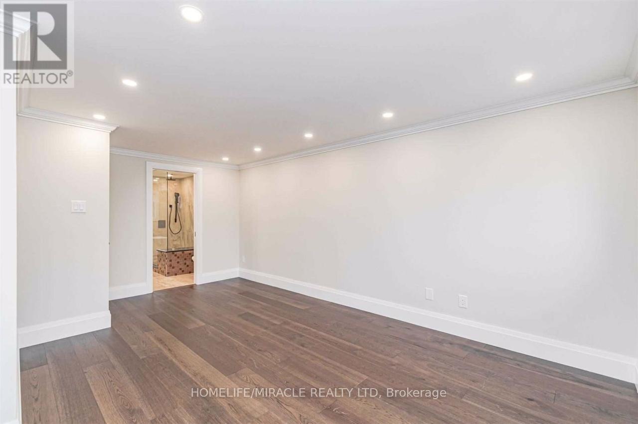 40 LEATHERHEAD COURT, Brampton (Westgate), Ontario, L6S5E7 — Photo 11