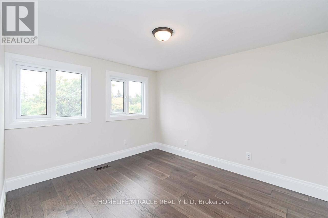 40 LEATHERHEAD COURT, Brampton (Westgate), Ontario, L6S5E7 — Photo 17