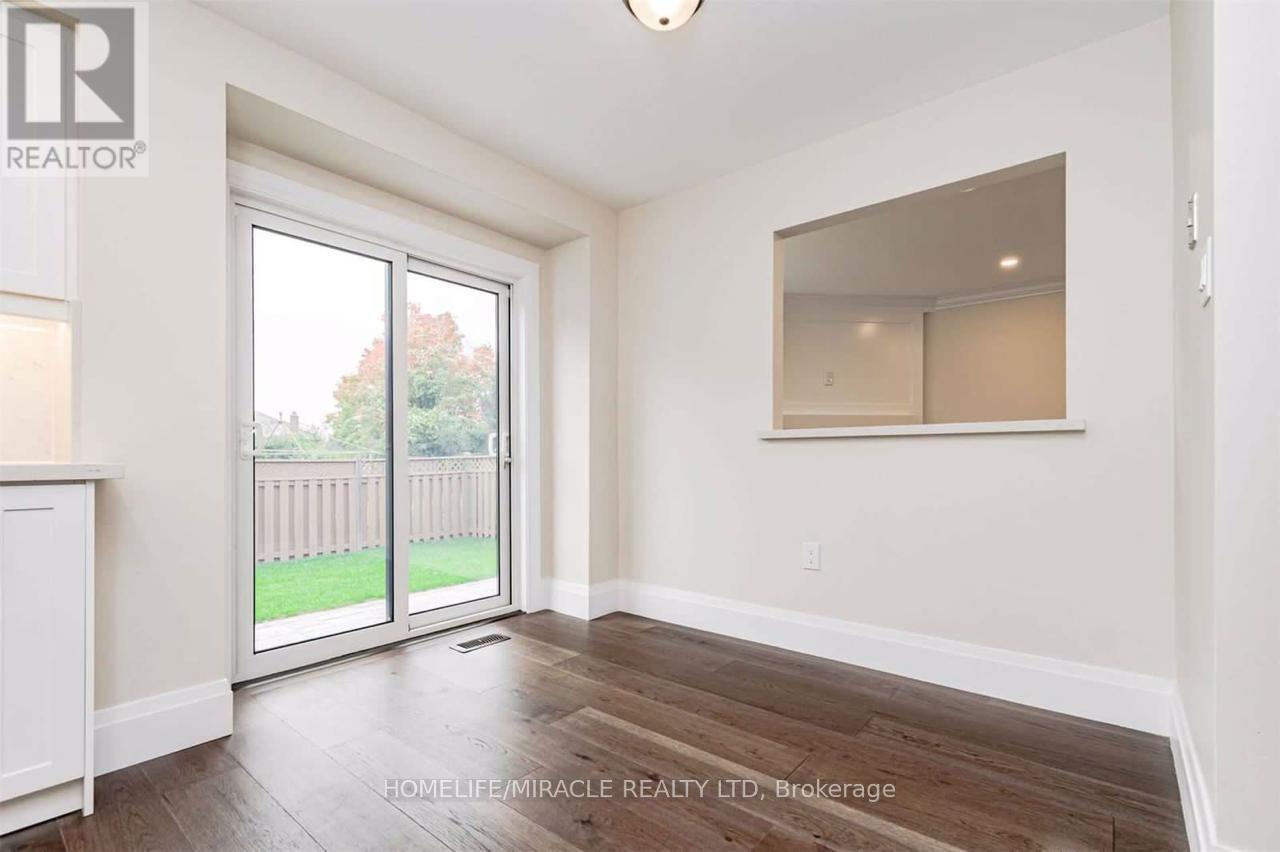 40 LEATHERHEAD COURT, Brampton (Westgate), Ontario, L6S5E7 — Photo 6