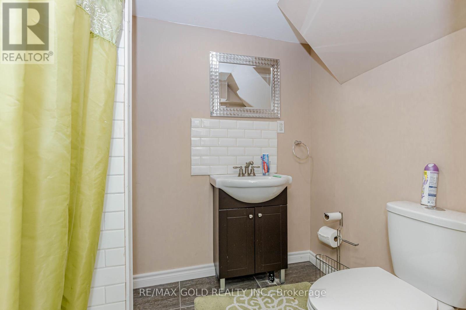 6 NUTMEG STREET, Brampton (Westgate), Ontario, L6S4A8 — Photo 43