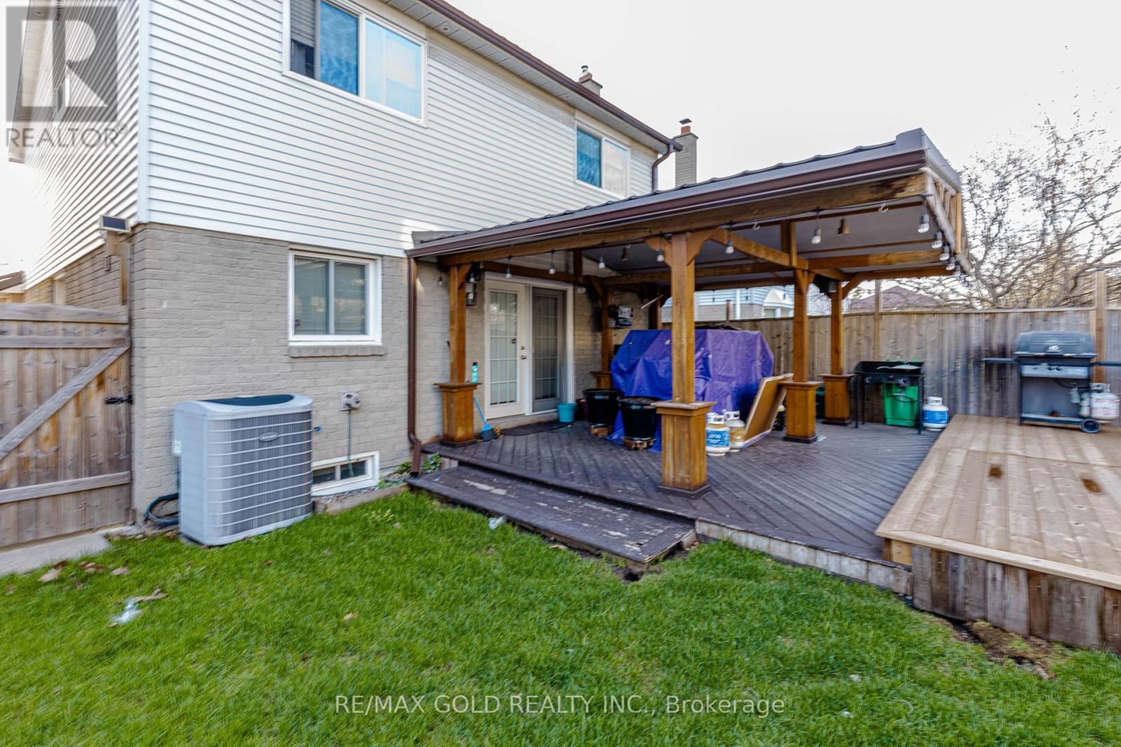 6 NUTMEG STREET, Brampton (Westgate), Ontario, L6S4A8 — Photo 45