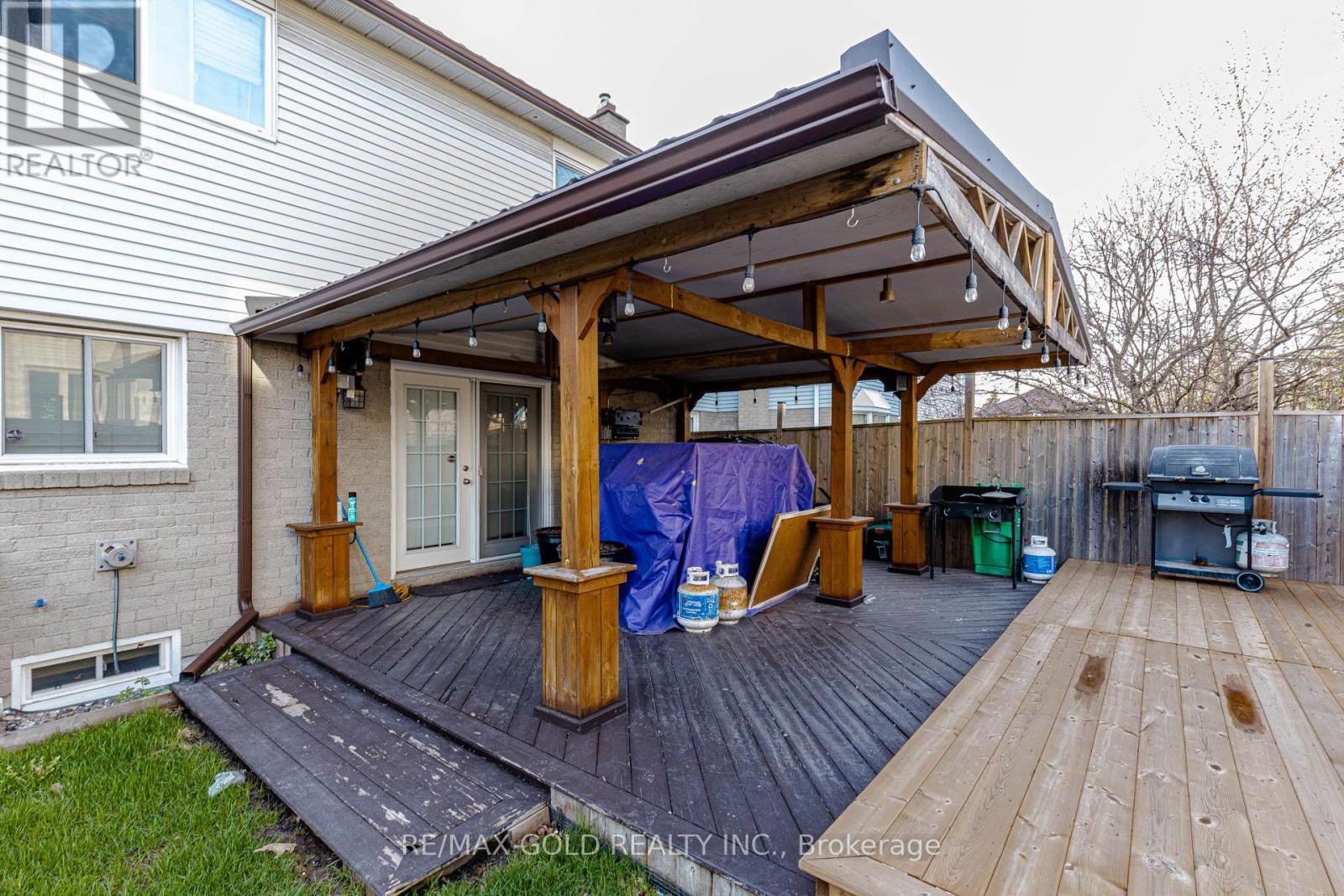 6 NUTMEG STREET, Brampton (Westgate), Ontario, L6S4A8 — Photo 47