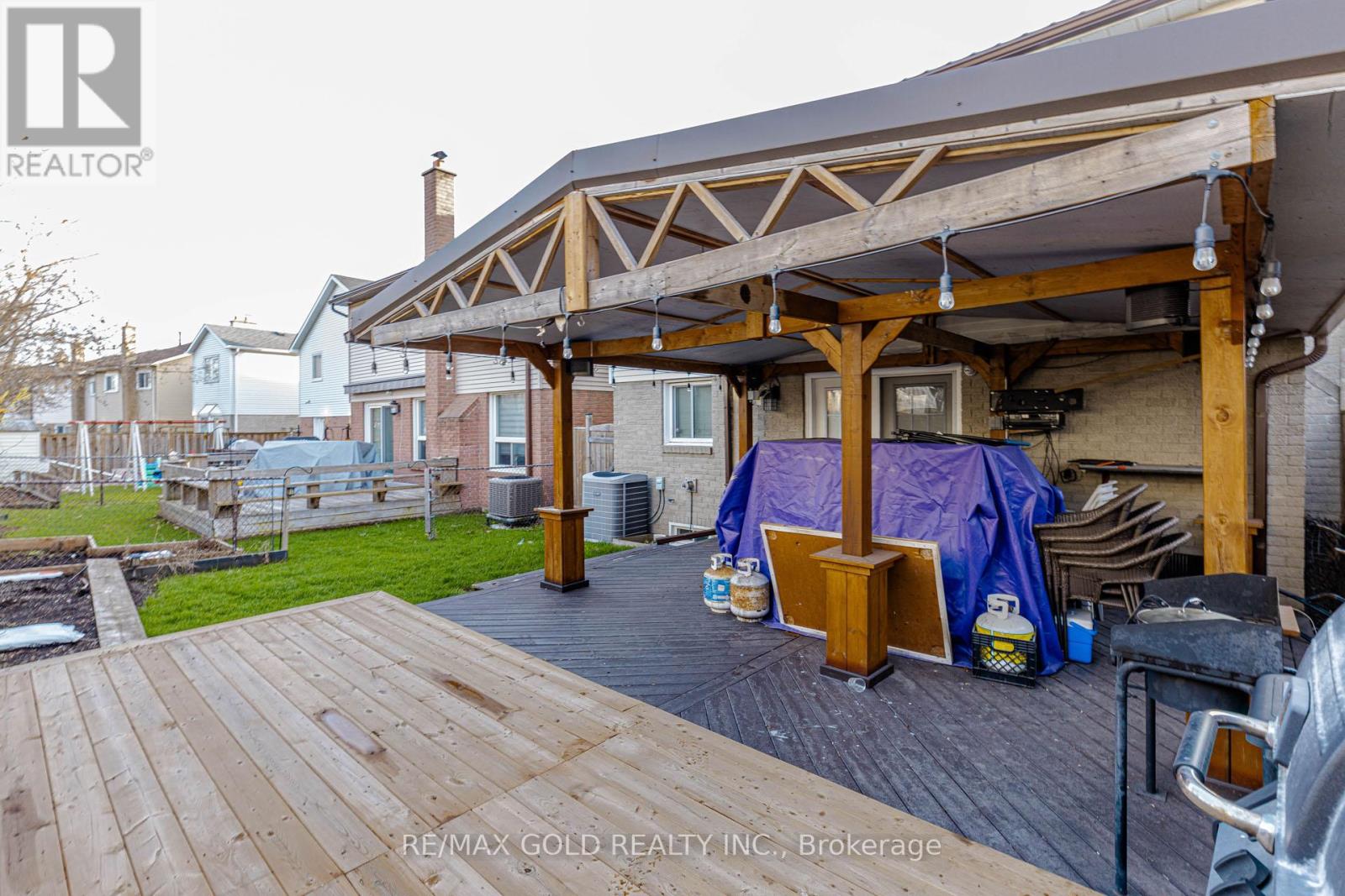 6 NUTMEG STREET, Brampton (Westgate), Ontario, L6S4A8 — Photo 48