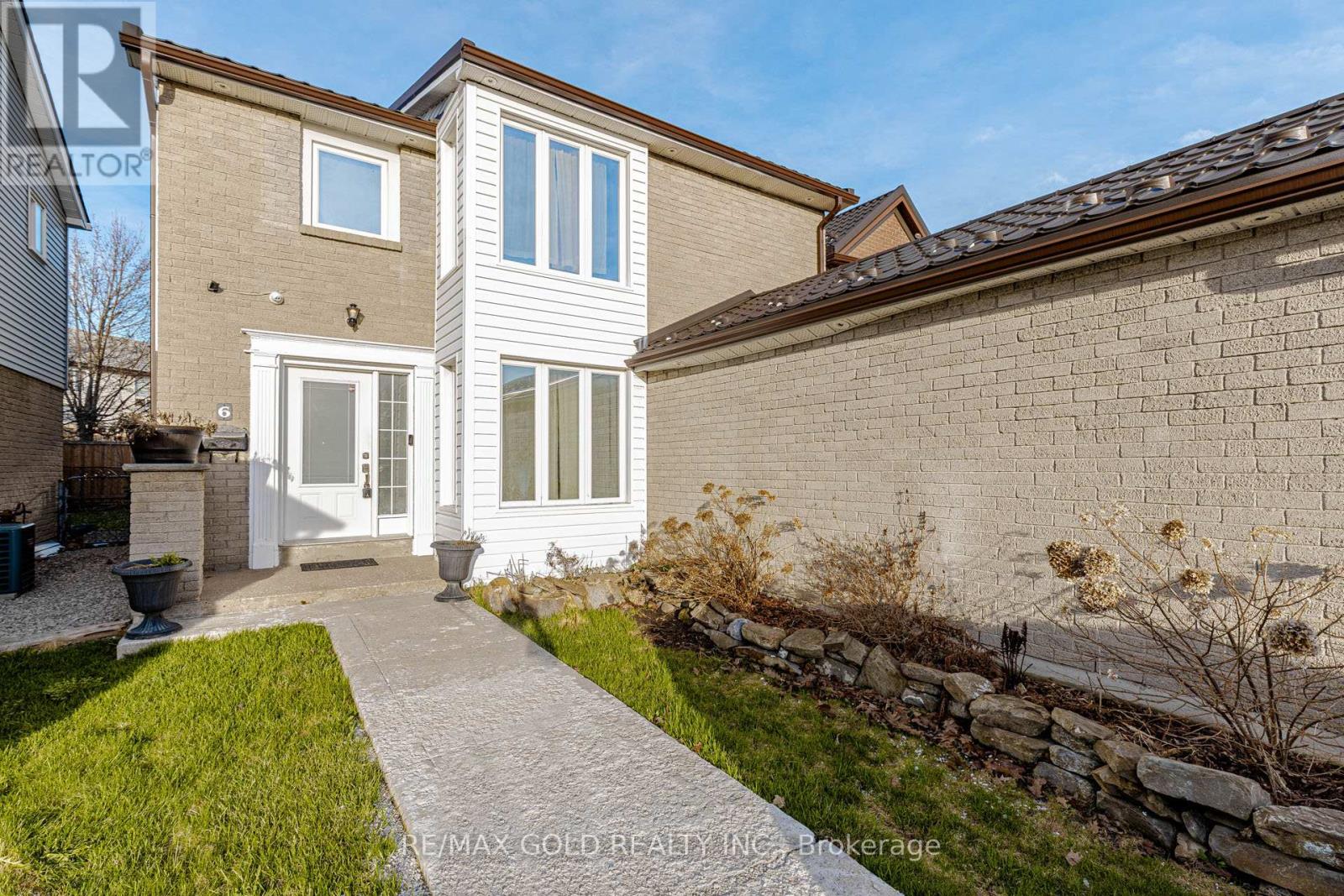 6 NUTMEG STREET, Brampton (Westgate), Ontario, L6S4A8 — Photo 6