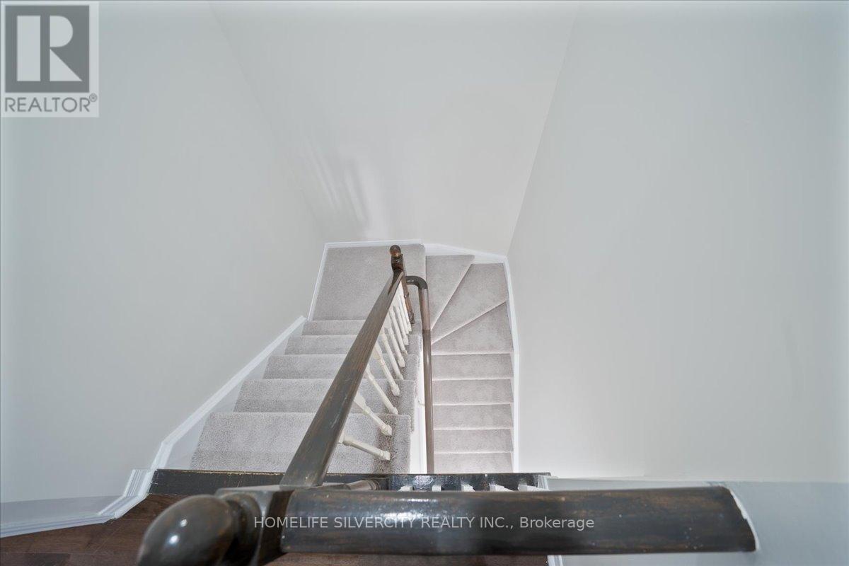 6 BENTGRASS LANE, Brampton (Snelgrove), Ontario, L7A3K2 — Photo 12