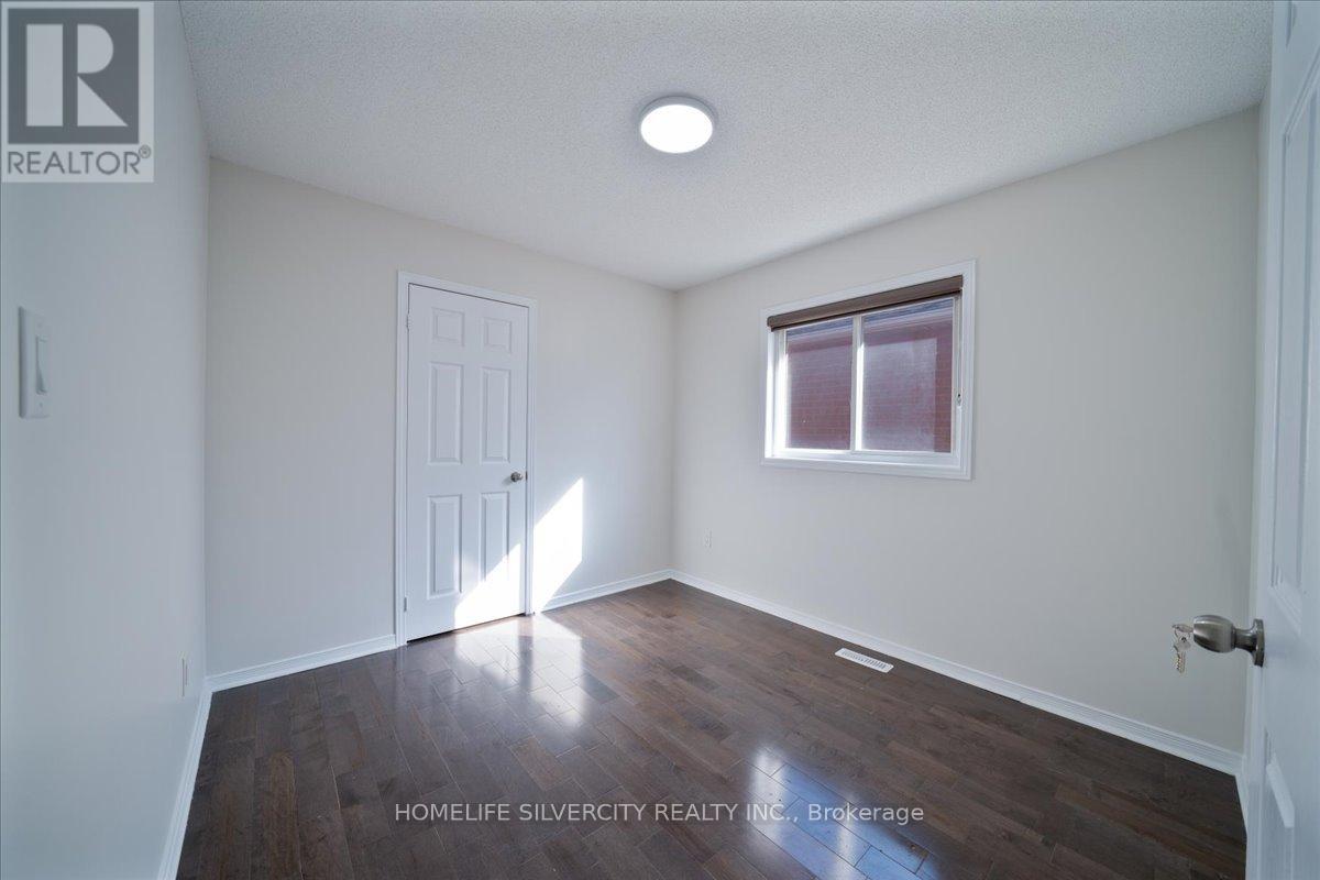 6 BENTGRASS LANE, Brampton (Snelgrove), Ontario, L7A3K2 — Photo 13