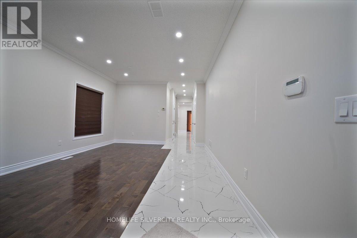 6 BENTGRASS LANE, Brampton (Snelgrove), Ontario, L7A3K2 — Photo 4