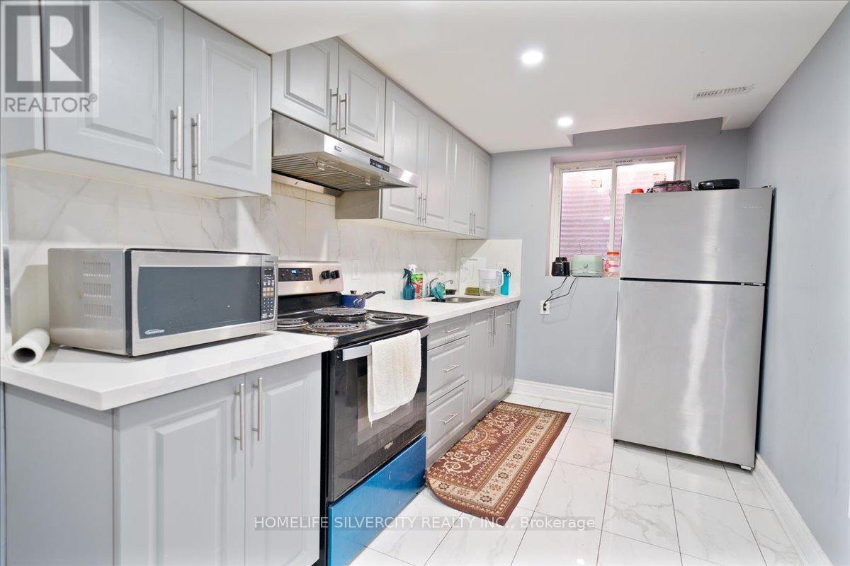 6 BENTGRASS LANE, Brampton (Snelgrove), Ontario, L7A3K2 — Photo 40